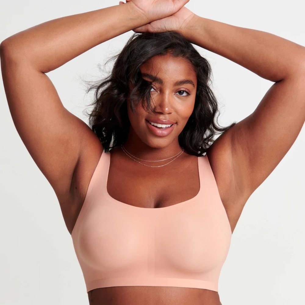 NWT Evelyn Bobbie Scoop Bra